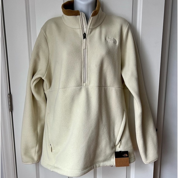 NWT ❤️ The North Face Campbell Half Zip Fleece. - Picture 3 of 6